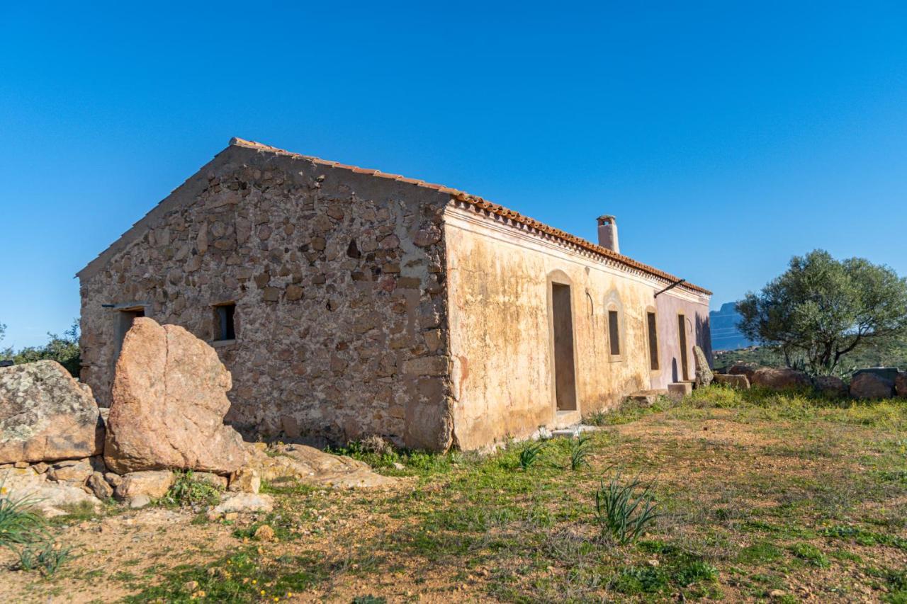 Le Case Di Mara - Appartamenti Tipici "Stazzo Giovannareddu" Porto San Paolo  Exteriér fotografie