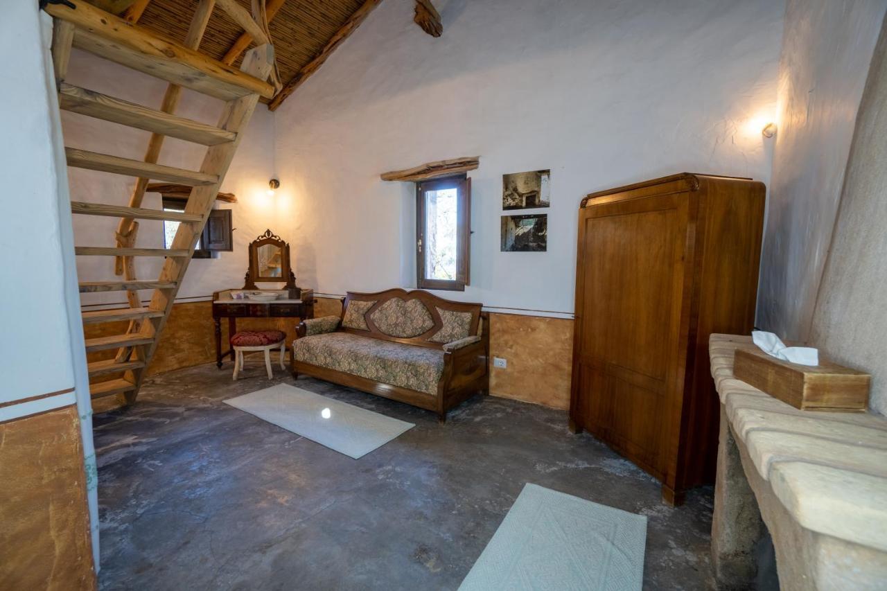 Le Case Di Mara - Appartamenti Tipici "Stazzo Giovannareddu" Porto San Paolo  Exteriér fotografie