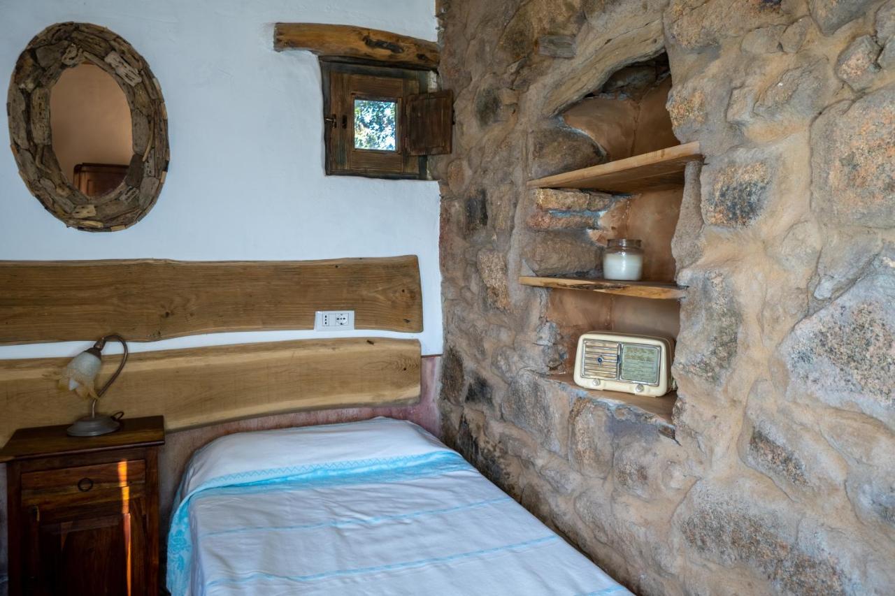 Le Case Di Mara - Appartamenti Tipici "Stazzo Giovannareddu" Porto San Paolo  Exteriér fotografie
