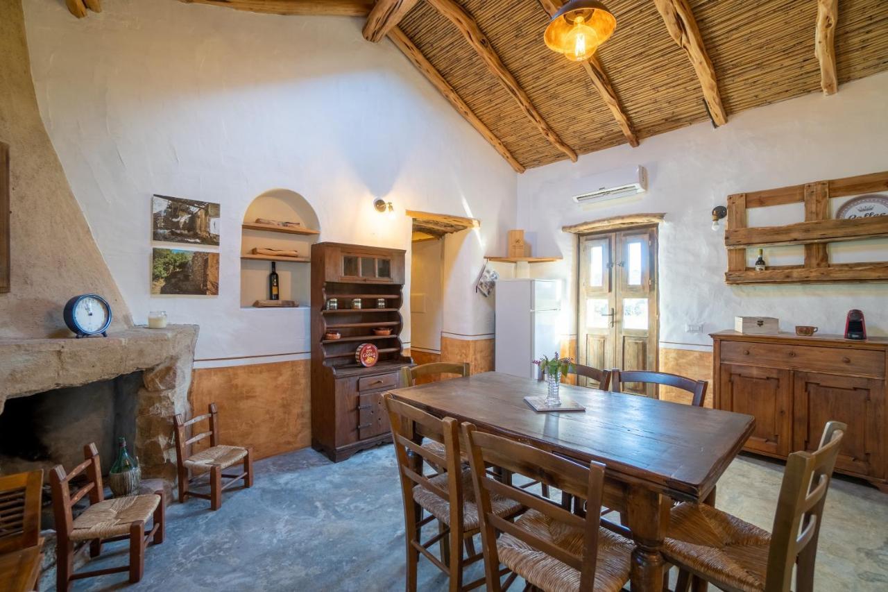 Le Case Di Mara - Appartamenti Tipici "Stazzo Giovannareddu" Porto San Paolo  Exteriér fotografie